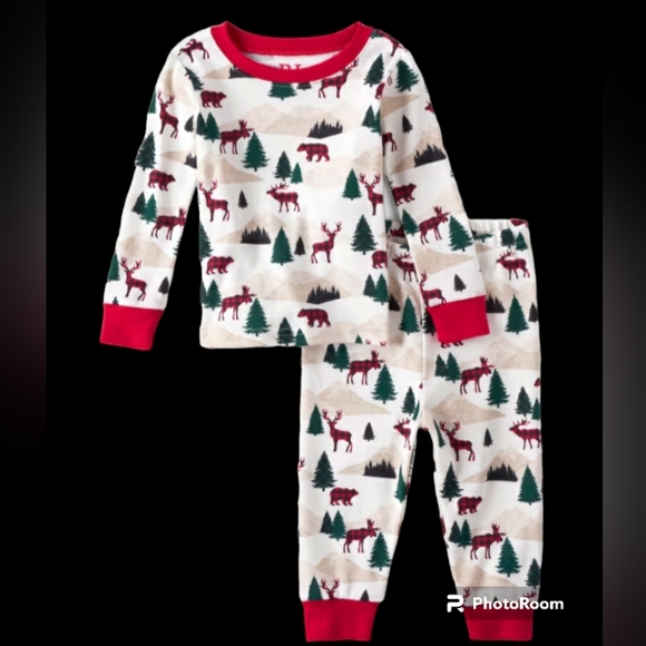 Boys size 0/3 Months Nwt  Christmas 2 pc Pj set - Picture 1 of 1